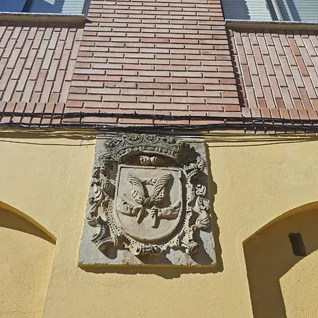 La Botica Del Monasterio 아파트 *